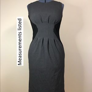 Calvin Klein sz 10, very slimming pattern